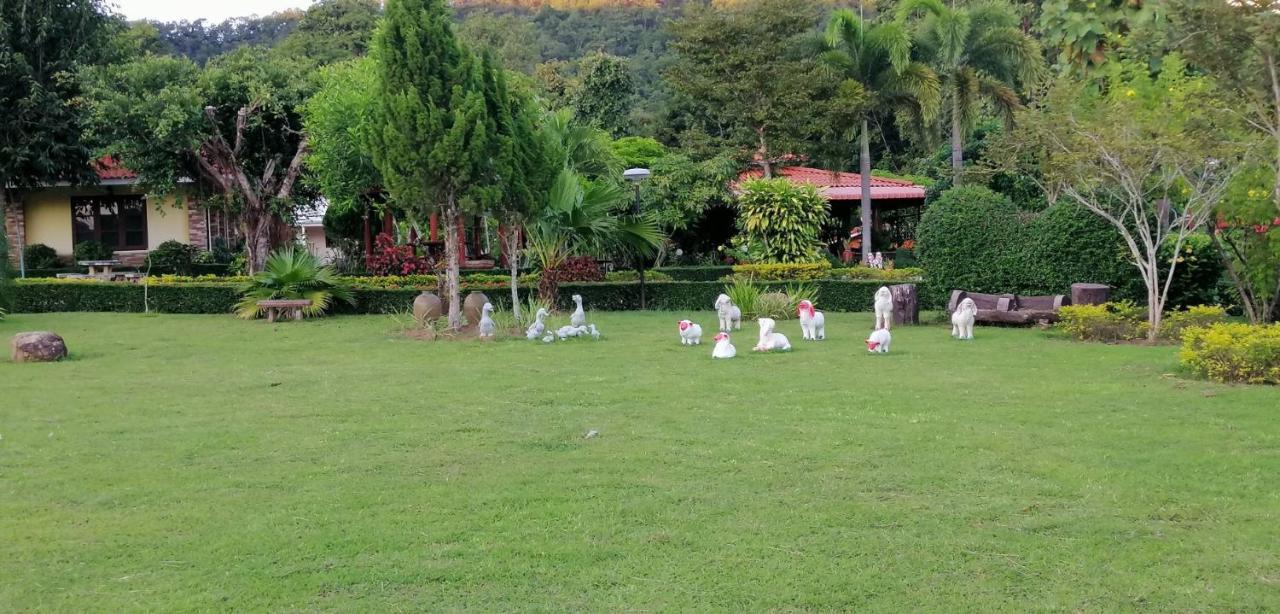 Baanphuthadol Mae Hong Son Exterior foto