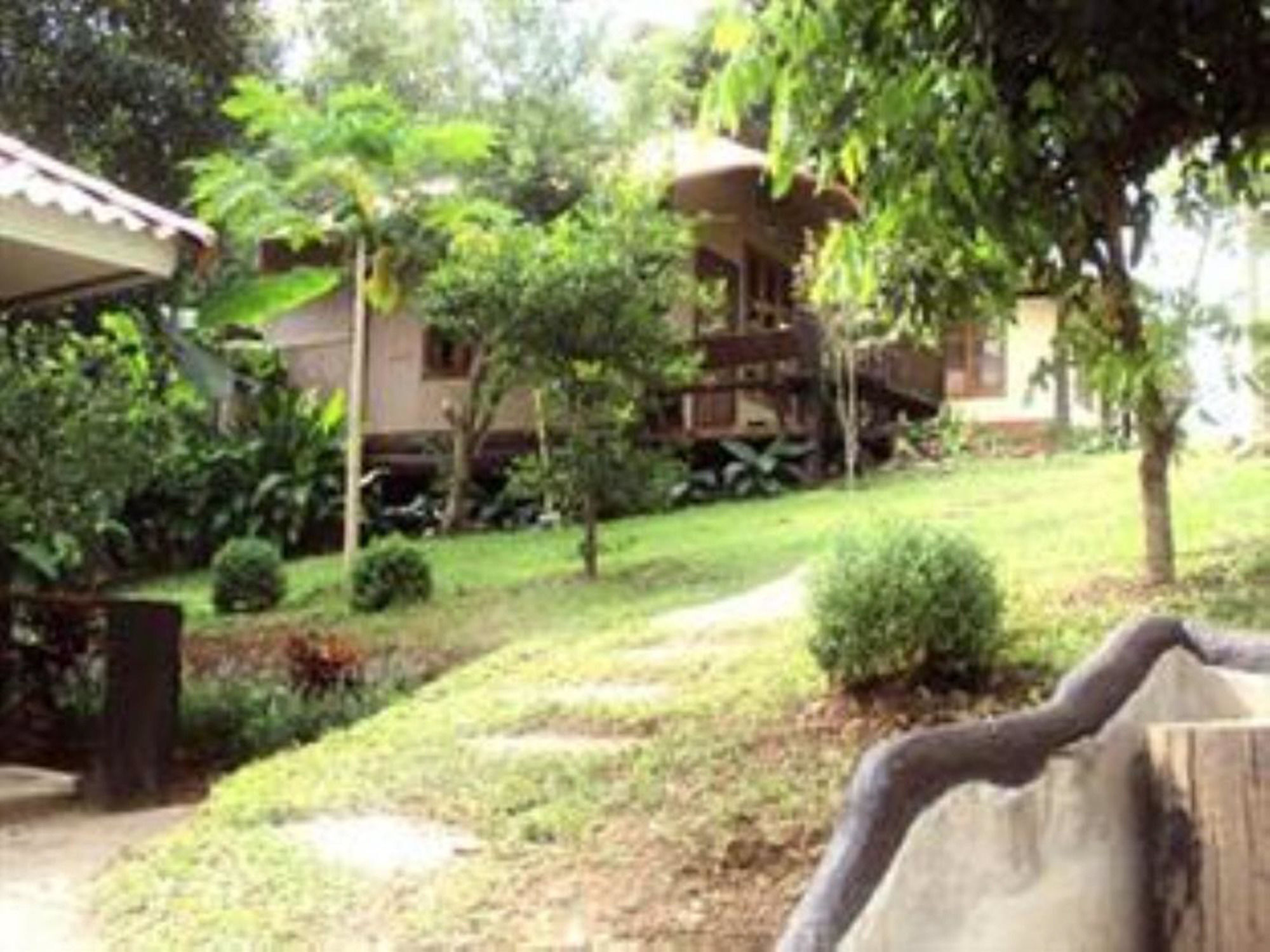 Baanphuthadol Mae Hong Son Exterior foto