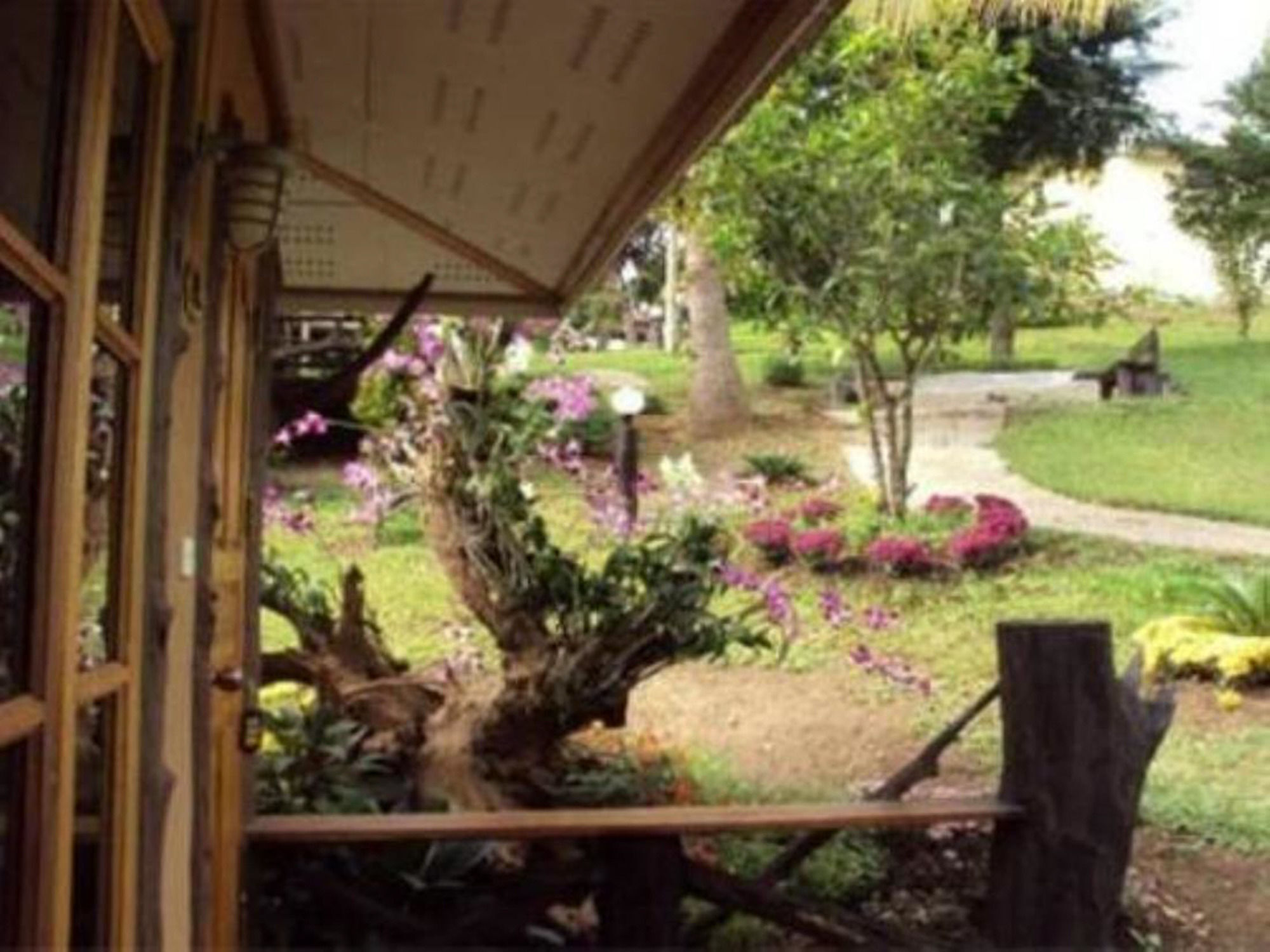 Baanphuthadol Mae Hong Son Exterior foto
